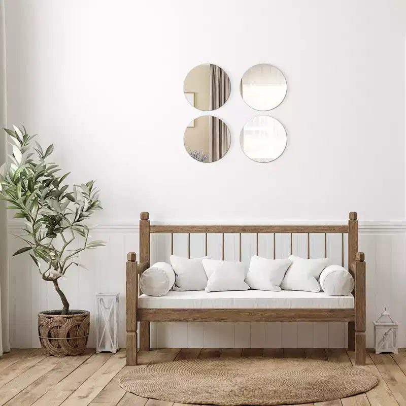 Lot de 4 grands miroirs décoratifs autocollants French Home Goods, disponibles en 3 formes – Parfaits pour une décoration murale moderne dans n'importe quelle pièce.